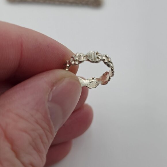 Size 2.75 Sterling Silver Dainty Flower Band Ring A3345 - Picture 4 of 7